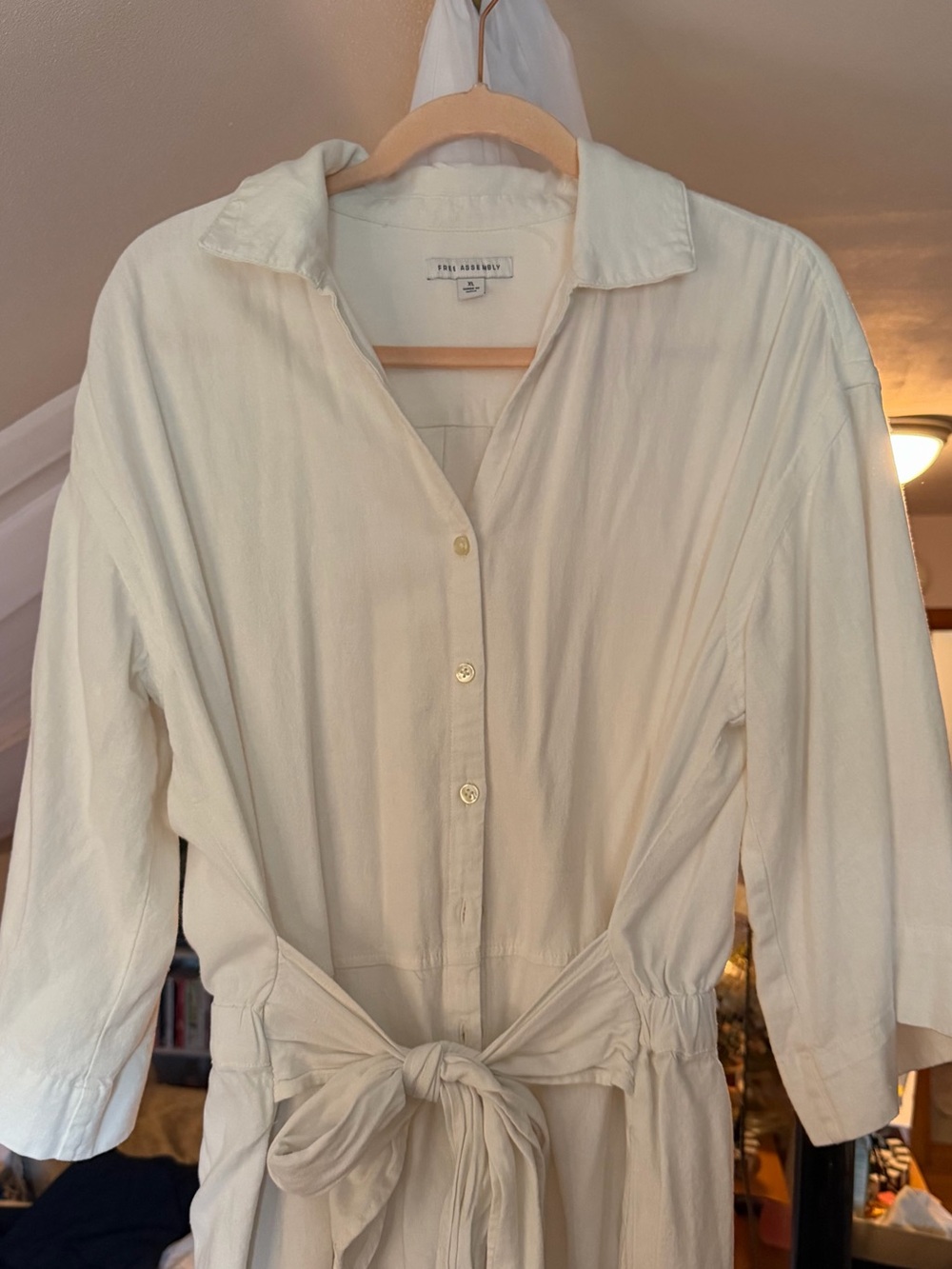 Women's Cream Button-Front Tie-Waist Romper - Picture 4 of 5